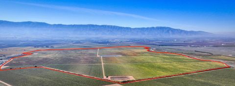 Photo of 33155 Gloria Road, GONZALES, CA 93926 (MLS # ML82030648)