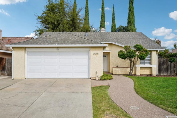 2045 ATCHENSON ST, STOCKTON, CA 95210 - Image 4a2c19b845b2d302fa9e6c0075c930b0/2089586593