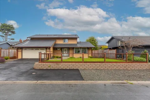 2013 Avignon Place, Half Moon Bay, CA 94019 - #: ML82004169