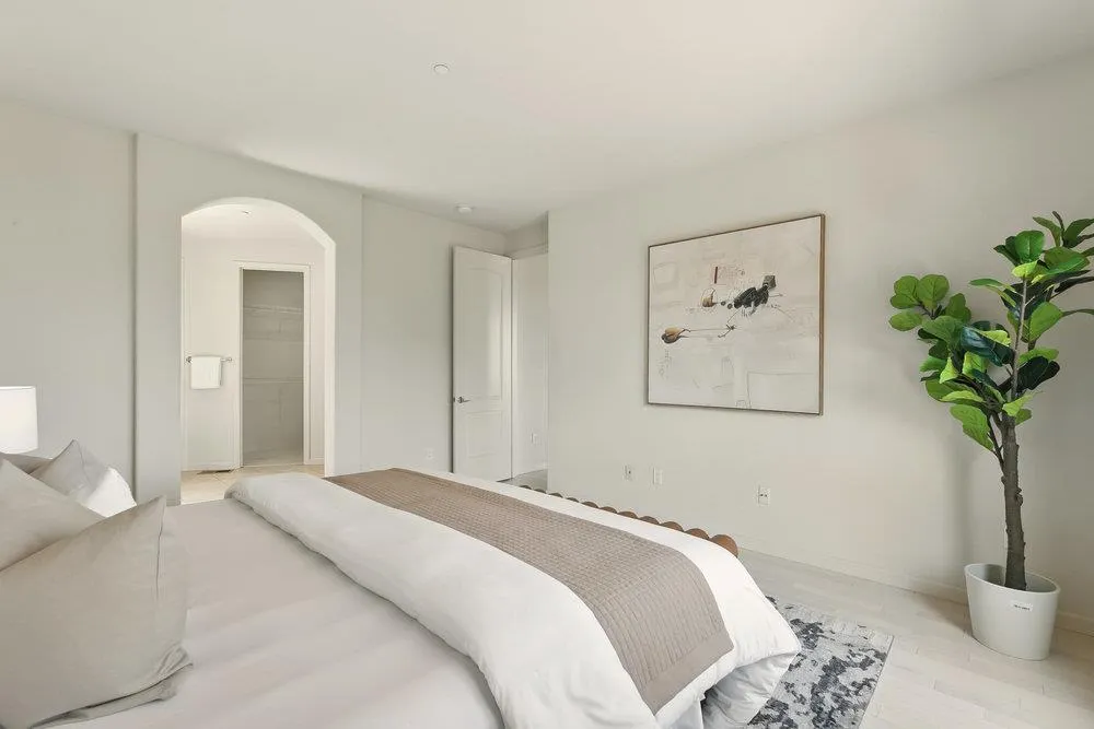 Hayward, California 94541, United States, 4 Bedrooms Bedrooms, ,3 BathroomsBathrooms,Residential,Active,246969