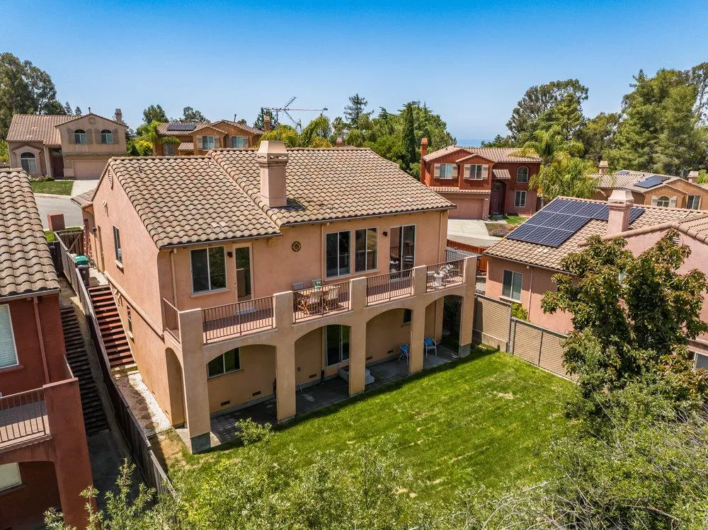 Hayward, California 94541, United States, 4 Bedrooms Bedrooms, ,3 BathroomsBathrooms,Residential,Active,246969