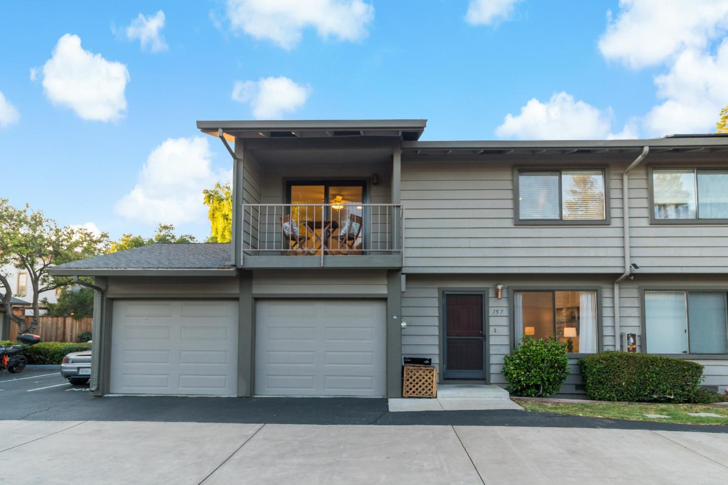 157 North Central Avenue