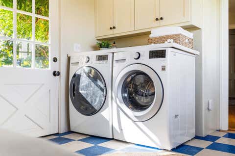 Tiny photo for 31 S Circle Dr DR, SANTA CRUZ, CA 95060 (MLS # ML82052231)