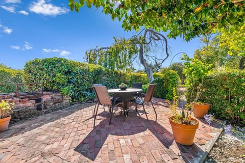 Tiny photo for 31 S Circle Dr DR, SANTA CRUZ, CA 95060 (MLS # ML82052231)