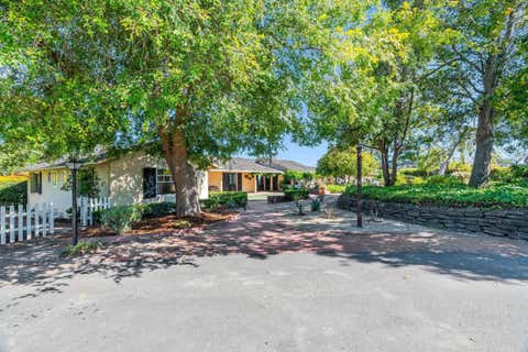 Tiny photo for 31 S Circle Dr DR, SANTA CRUZ, CA 95060 (MLS # ML82052231)