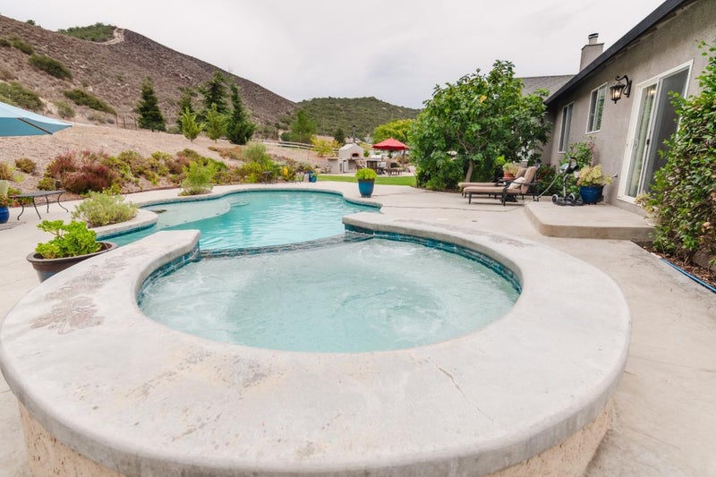 44737 Sun Valley Drive