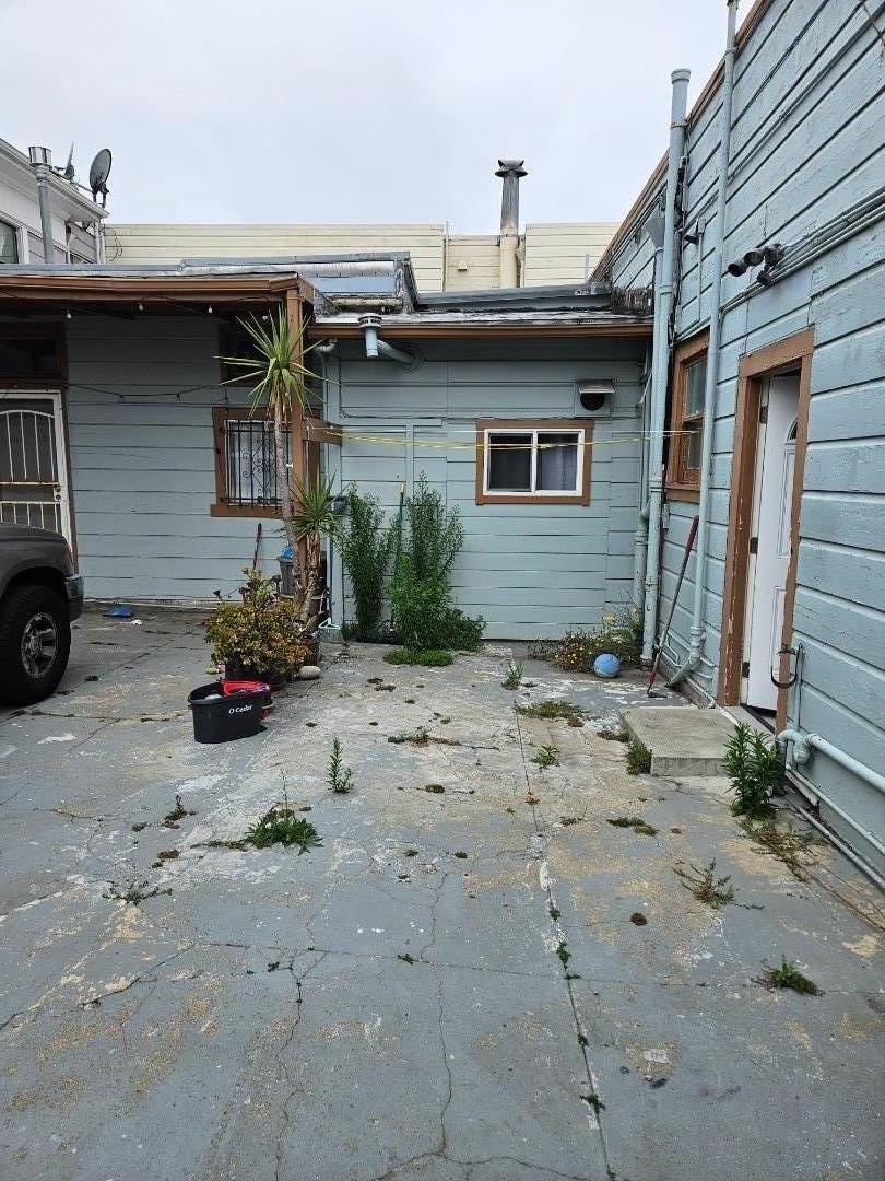275 Miramar Avenue