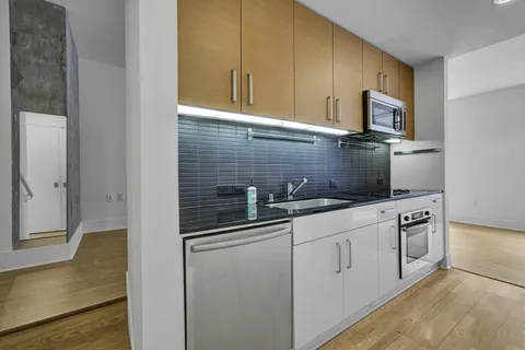 MLS: ML82040262
