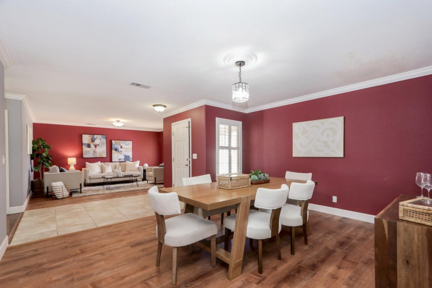 1740 Brentwood Court