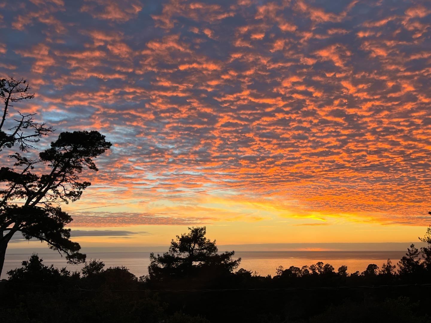 555 Vista Del Mar Drive