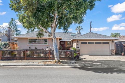 Photo of 187 Sunset Avenue, Sunnyvale, CA 94086 (MLS # ML82036065)