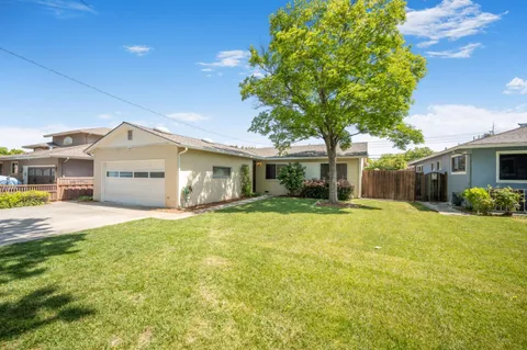 4834 Winton Way, San Jose, CA 95124 - MLS#: ML82000788