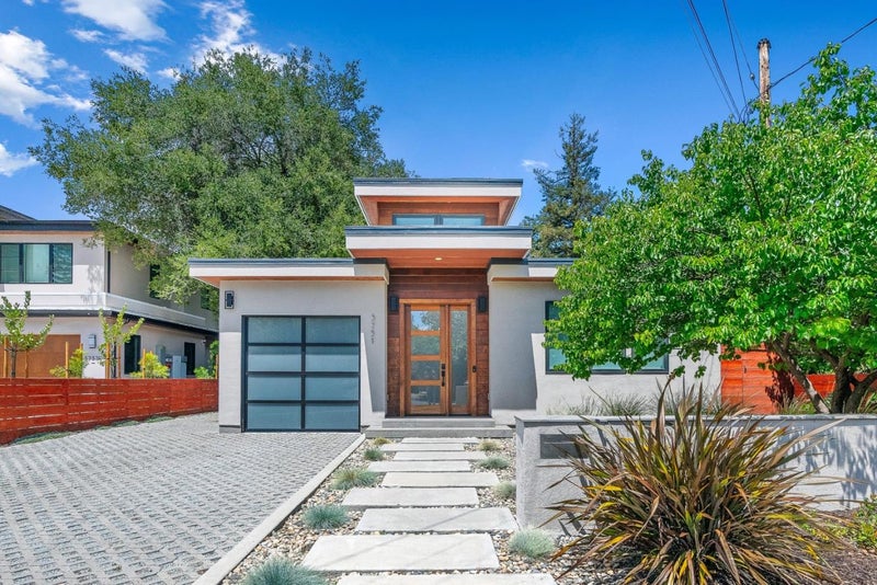3751 El Centro Street