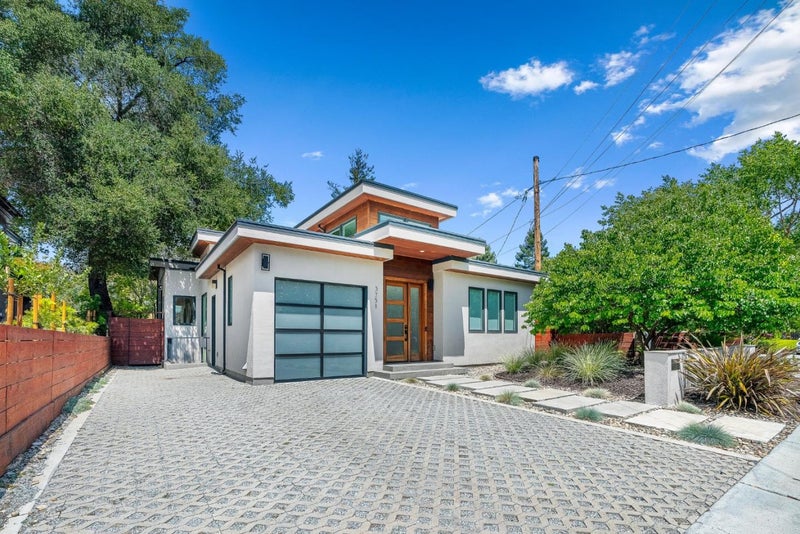 3751 El Centro Street