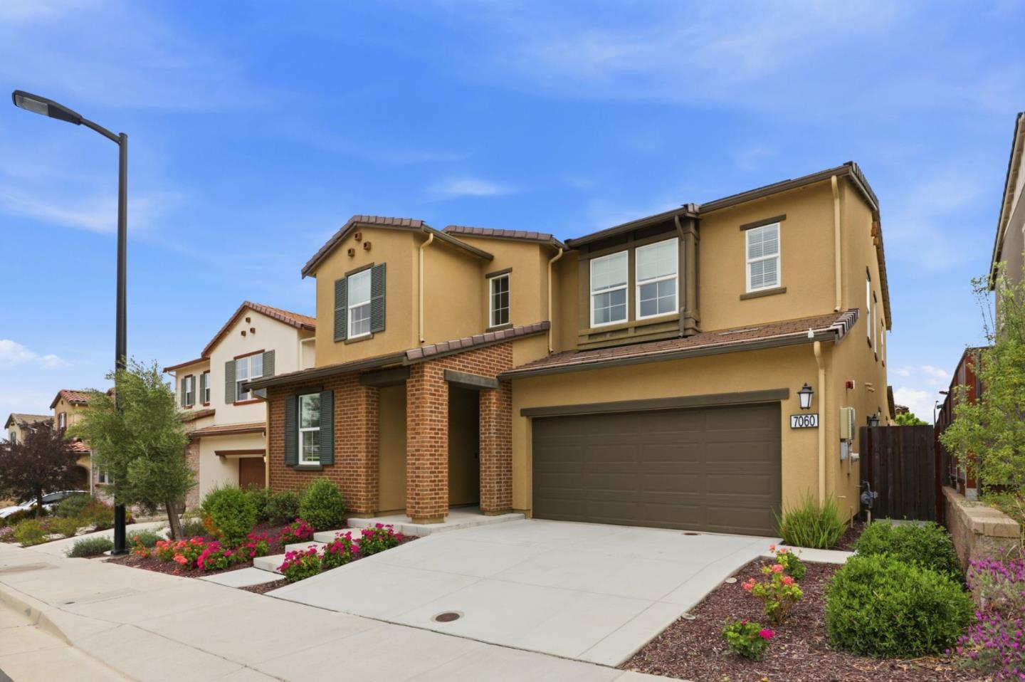 7060 Spumante Way