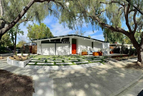 Photo of 2534 Dumbarton Avenue, San Jose, CA 95124 (MLS # ML82056333)