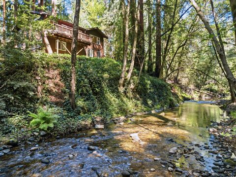Photo of 250 Keller Drive, Boulder Creek, CA 95006 (MLS # ML82040508)
