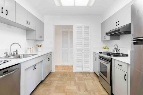 Tiny photo for 2819 Carson Street, REDWOOD CITY, CA 94061 (MLS # ML82041715)