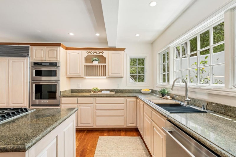 28088 Barn Court