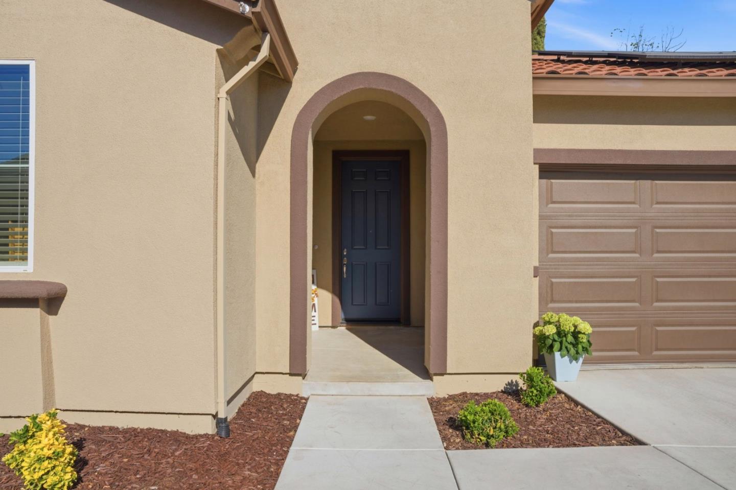 1957 Apiary Way
