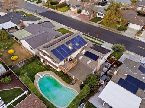 Tiny photo for 7609 Santa Paula Drive, Gilroy, CA 95020 (MLS # ML82032336)