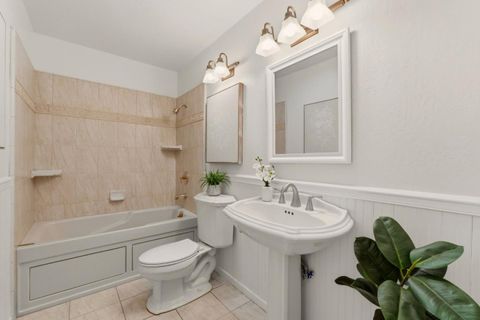 Tiny photo for 7609 Santa Paula Drive, Gilroy, CA 95020 (MLS # ML82032336)