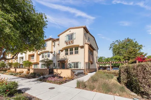 516 San Augusto Terrace, Sunnyvale, CA 94085 - MLS#: ML82005786