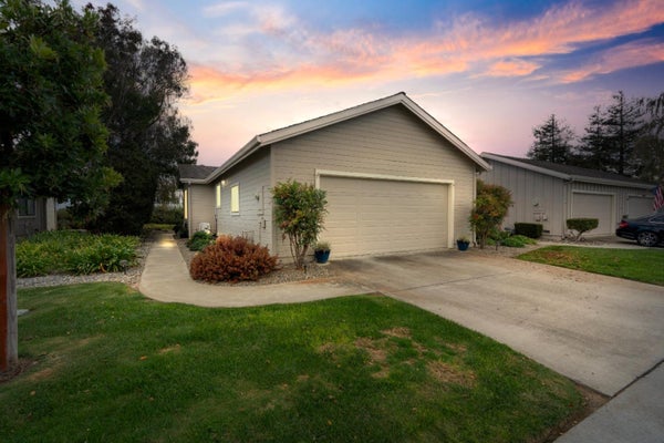729 HELEN DR, HOLLISTER, CA 95023 - Image 4c4790ebb46e1bd5c65448f61eebebc3/937876144