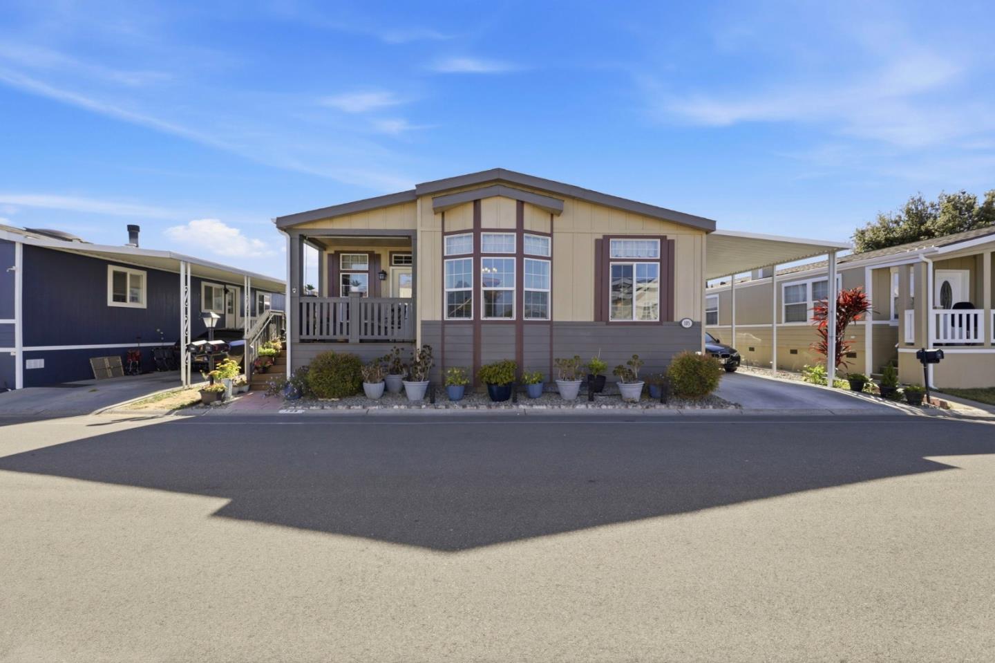 1225 Vienna Drive