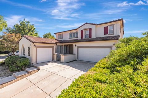 Tiny photo for 202 W Fauna Avenue, MOUNTAIN HOUSE, CA 95391 (MLS # ML82024227)