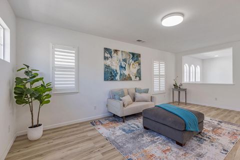 Tiny photo for 202 W Fauna Avenue, MOUNTAIN HOUSE, CA 95391 (MLS # ML82024227)