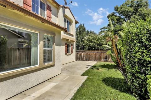 Tiny photo for 202 W Fauna Avenue, MOUNTAIN HOUSE, CA 95391 (MLS # ML82024227)