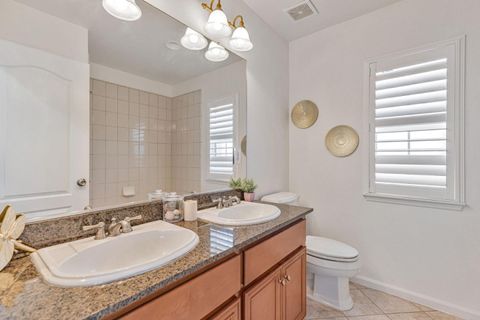 Tiny photo for 202 W Fauna Avenue, MOUNTAIN HOUSE, CA 95391 (MLS # ML82024227)