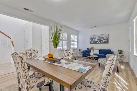 Tiny photo for 202 W Fauna Avenue, MOUNTAIN HOUSE, CA 95391 (MLS # ML82024227)