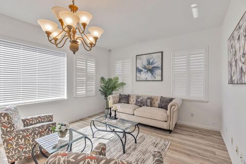 Tiny photo for 202 W Fauna Avenue, MOUNTAIN HOUSE, CA 95391 (MLS # ML82024227)