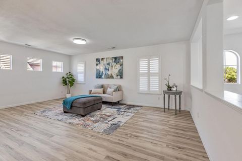 Tiny photo for 202 W Fauna Avenue, MOUNTAIN HOUSE, CA 95391 (MLS # ML82024227)