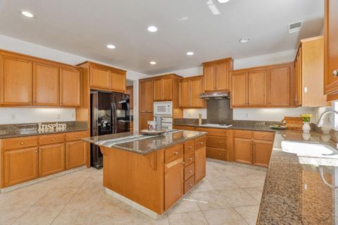 Tiny photo for 202 W Fauna Avenue, MOUNTAIN HOUSE, CA 95391 (MLS # ML82024227)