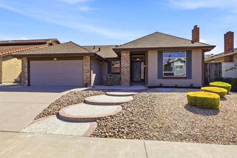 2706 Middleborough Circle