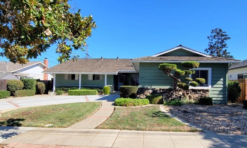 382 Clarence Avenue