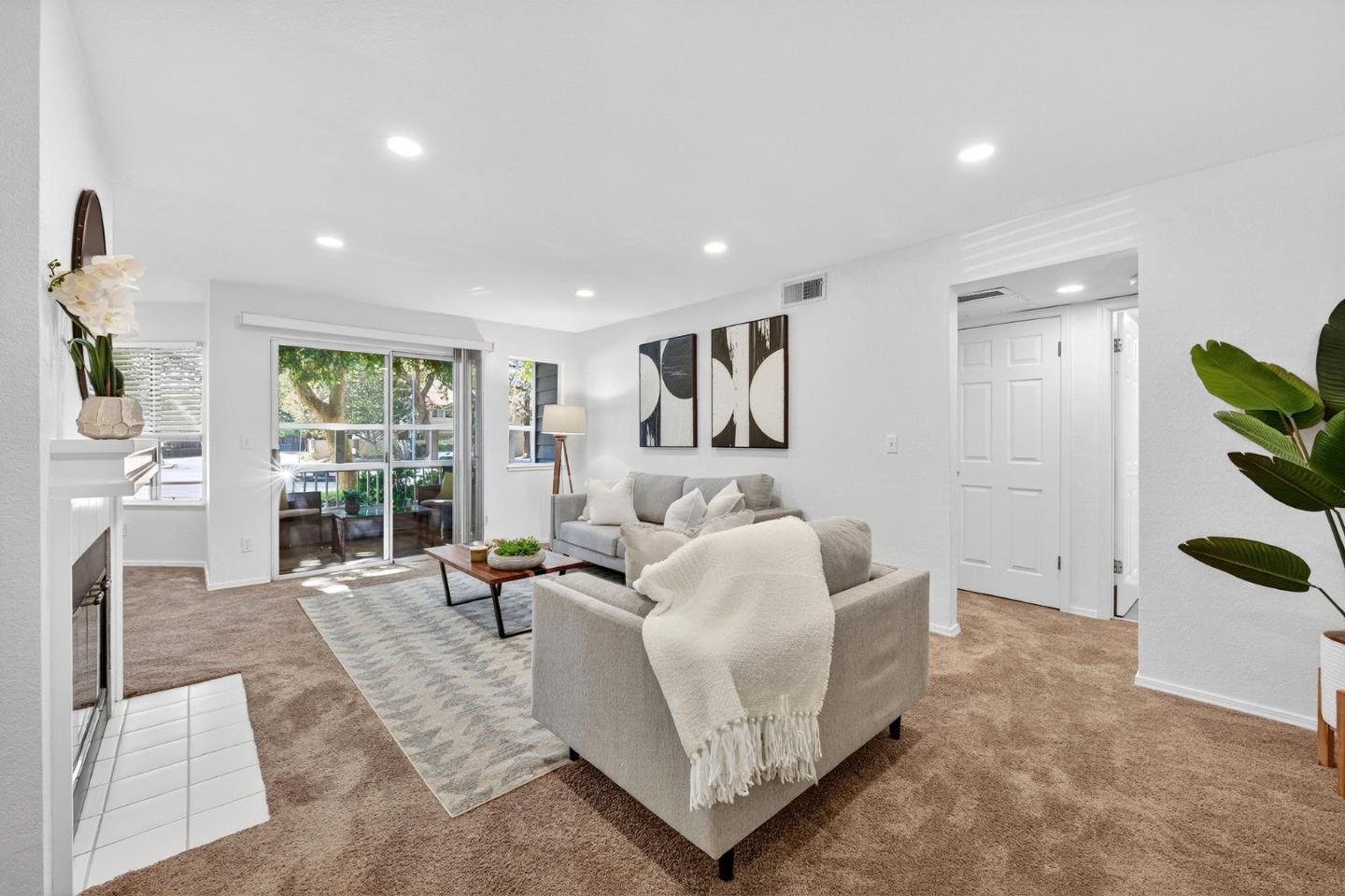 2559 Alveswood Circle