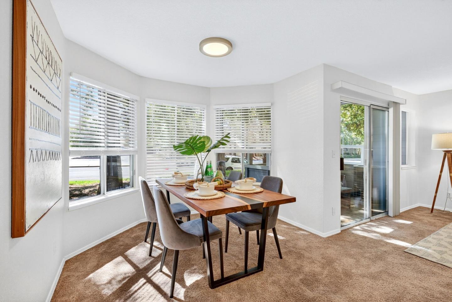 2559 Alveswood Circle
