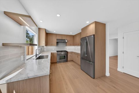 Tiny photo for 1347 Marlin Avenue, FOSTER CITY, CA 94404 (MLS # ML82047870)