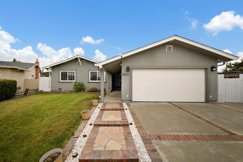 4833 Claremont Park Court