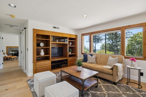 Tiny photo for 600 Ridge Top Road, Los Gatos, CA 95033 (MLS # ML82060472)