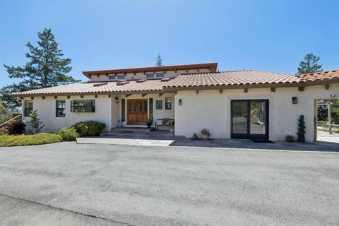 Tiny photo for 600 Ridge Top Road, Los Gatos, CA 95033 (MLS # ML82060472)
