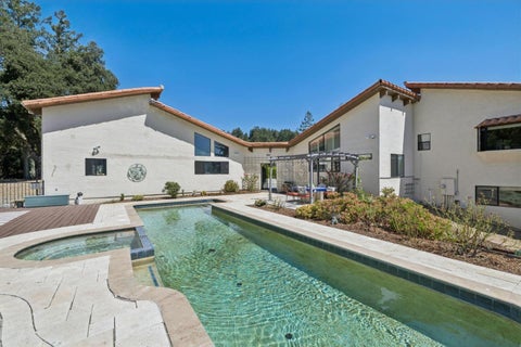 Tiny photo for 600 Ridge Top Road, Los Gatos, CA 95033 (MLS # ML82060472)