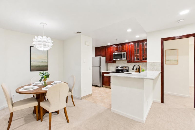 1622 La Terrace Circle