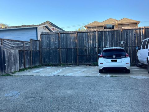 Tiny photo for 1627 Fairview Street #B, BERKELEY, CA 94703 (MLS # ML82036899)