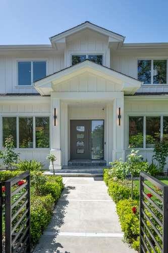 1335 North Lemon Avenue