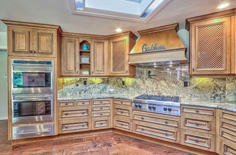 Tiny photo for 18422 Meadow Ridge Road, SALINAS, CA 93907 (MLS # ML82026253)